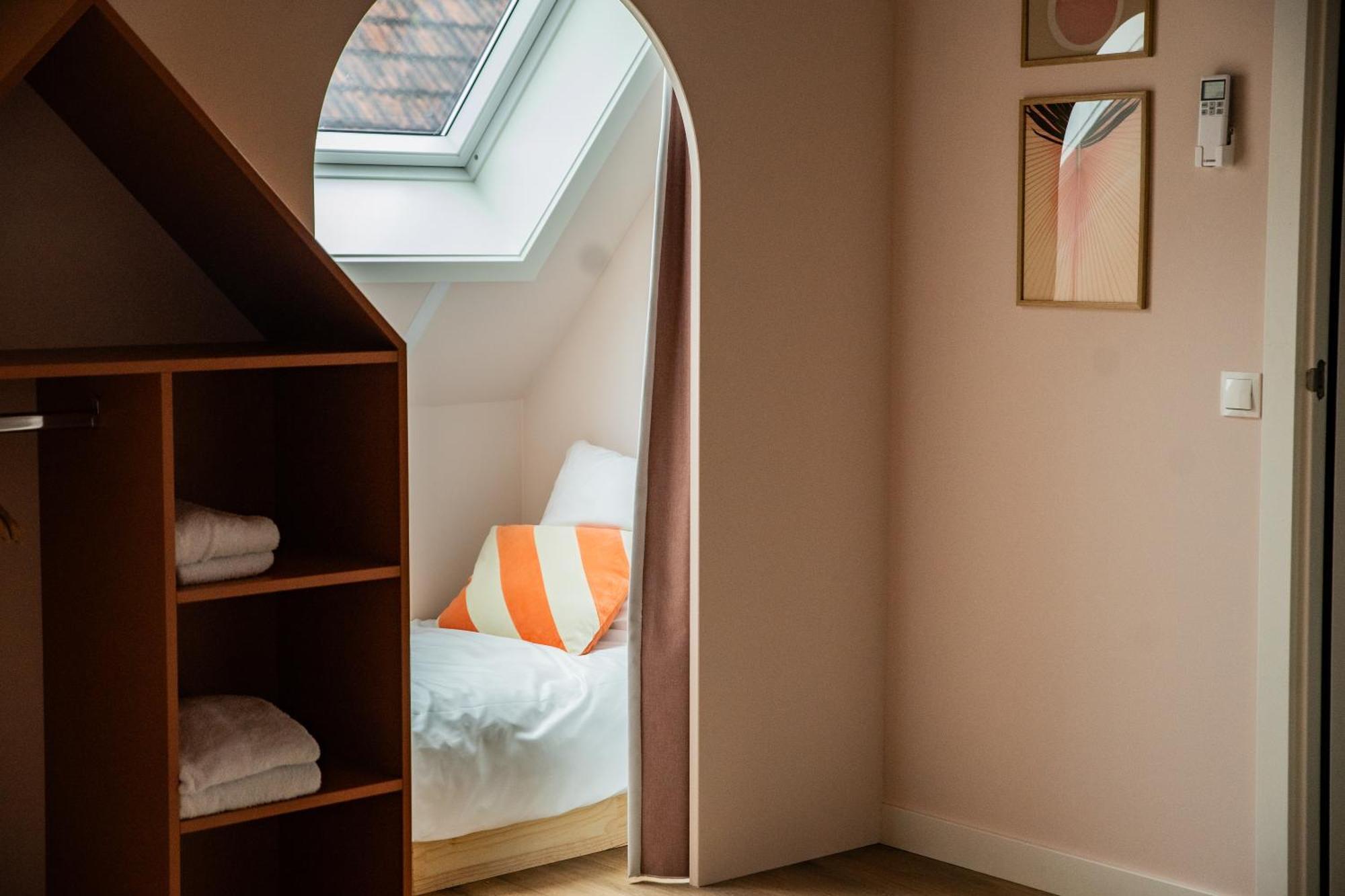 Tante Sien Aparthotel Vasse Exteriör bild